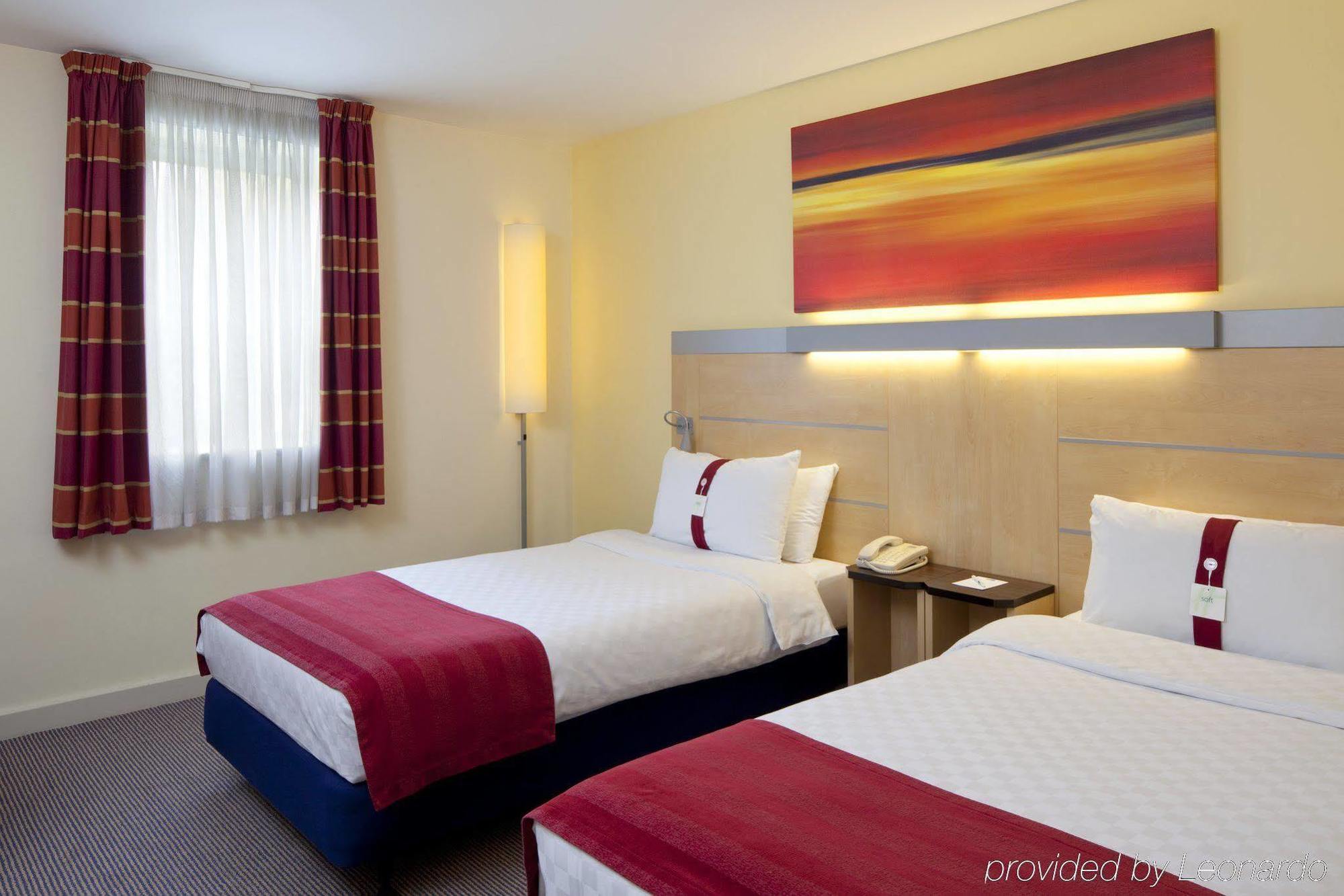 Holiday Inn Express London Stansted Airport, An Ihg Hotel Stansted Mountfitchet Pokoj fotografie